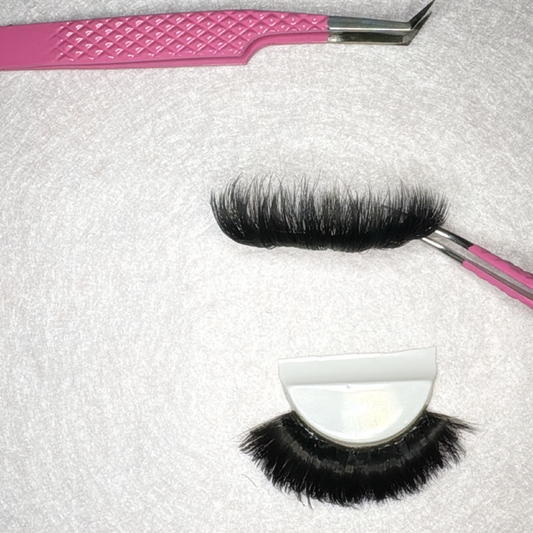 The Mrs. Dramatic Set
